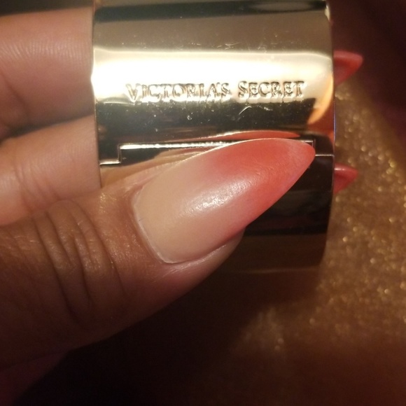 Bracelet - Picture 3 of 3